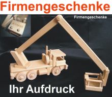 Firmengeschenke mit Aufdruck LKW Spielzeug aus Holz